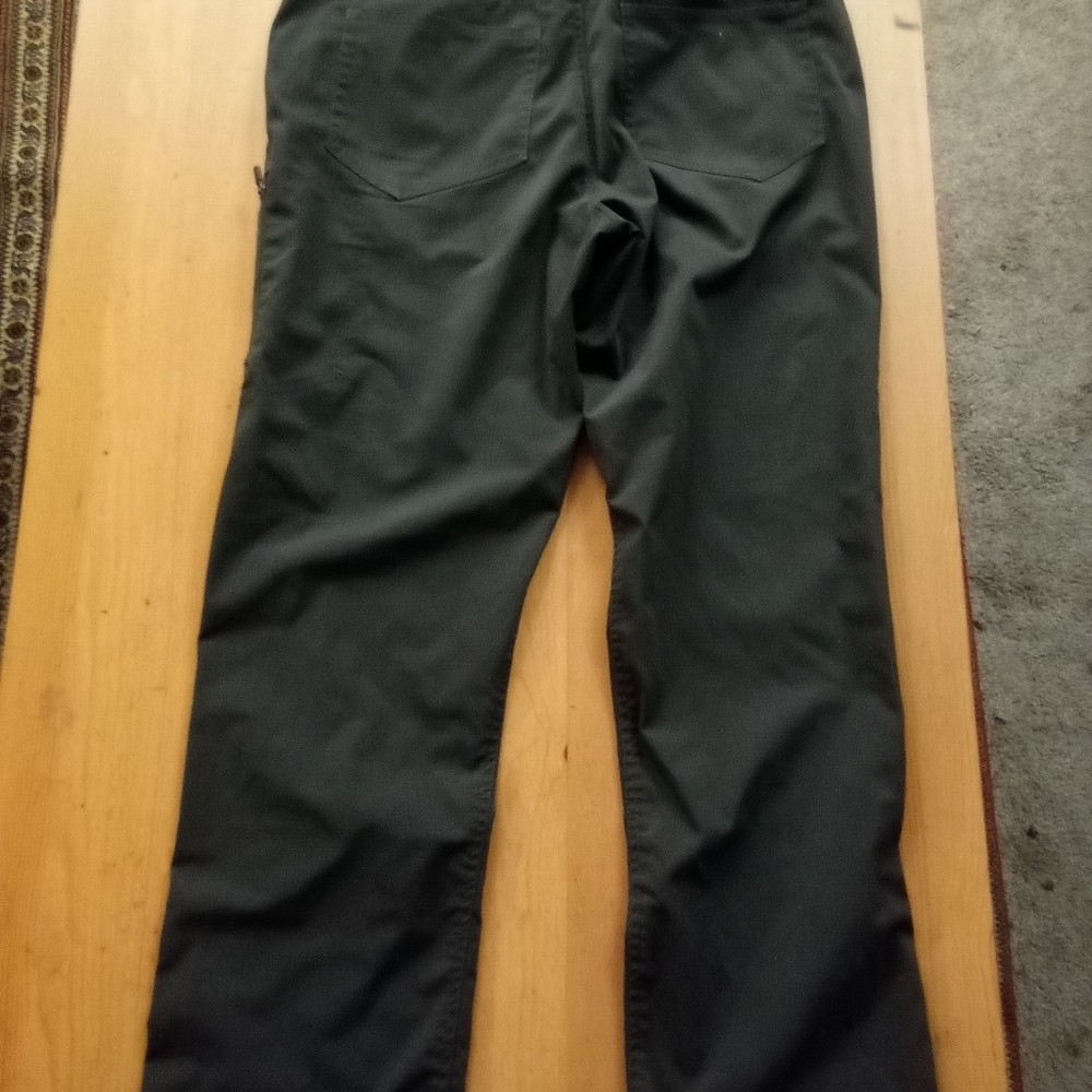Carhartt Men's Dark Gray Chinos